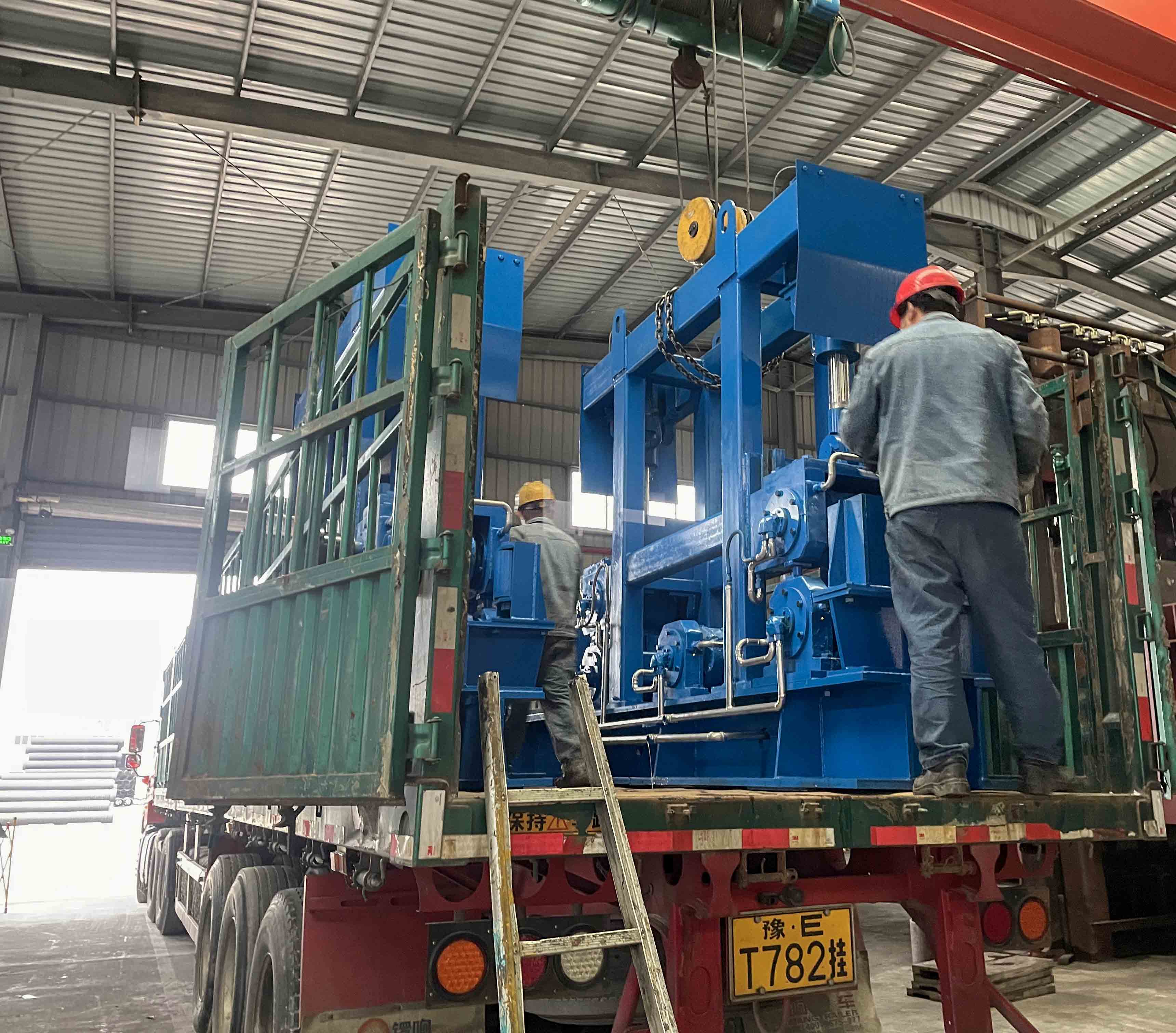 آلة الانسحاب والاستقامة